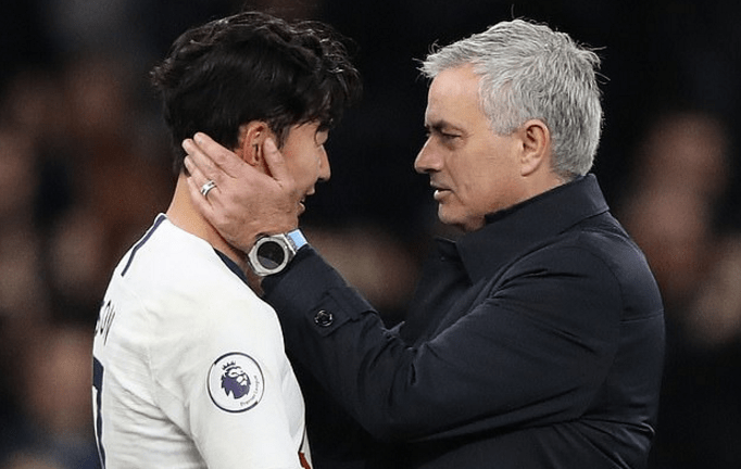 社区盾赛前走向成谜，法兰克福主帅复盘，引发热议，数据趋势出现新变化的简单介绍-英雄联盟赔率